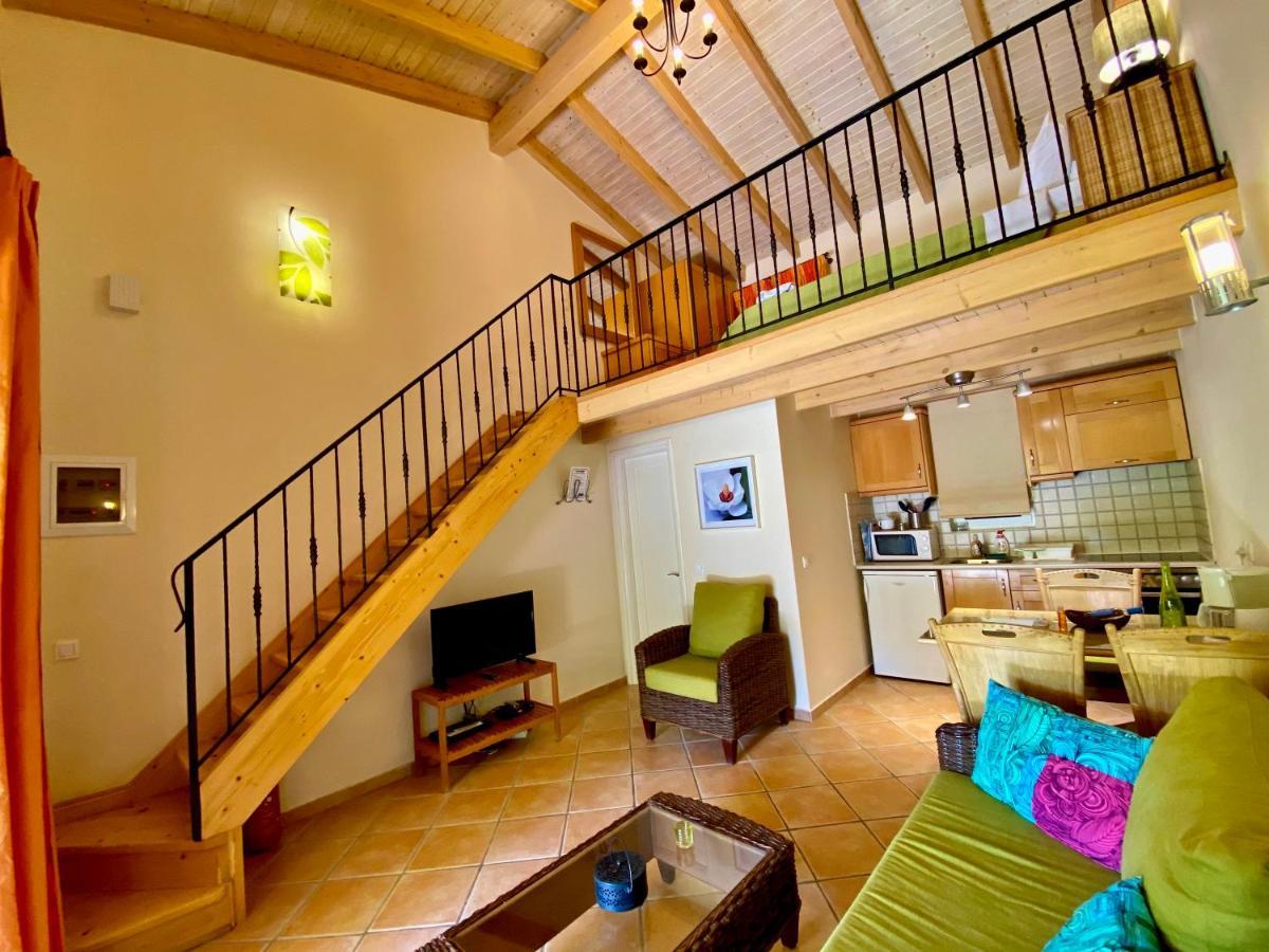 La Riviera Barbati Seaside Apartments & Villas Luaran gambar