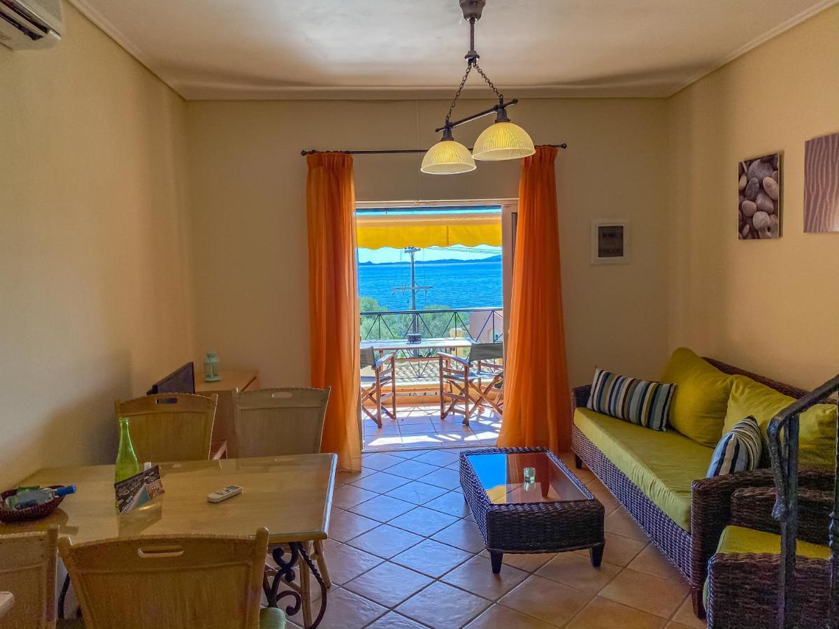La Riviera Barbati Seaside Apartments & Villas Luaran gambar
