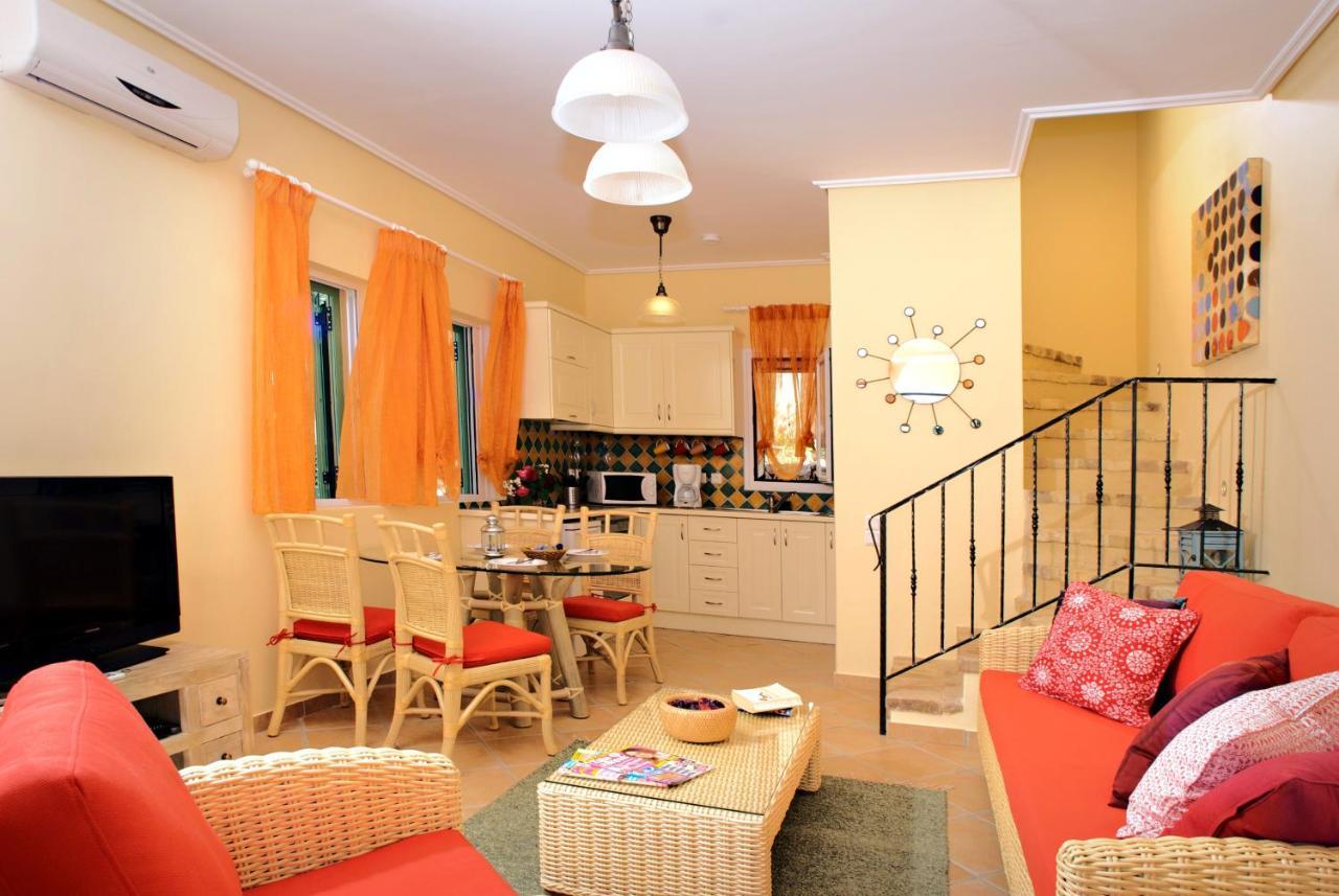 La Riviera Barbati Seaside Apartments & Villas Luaran gambar