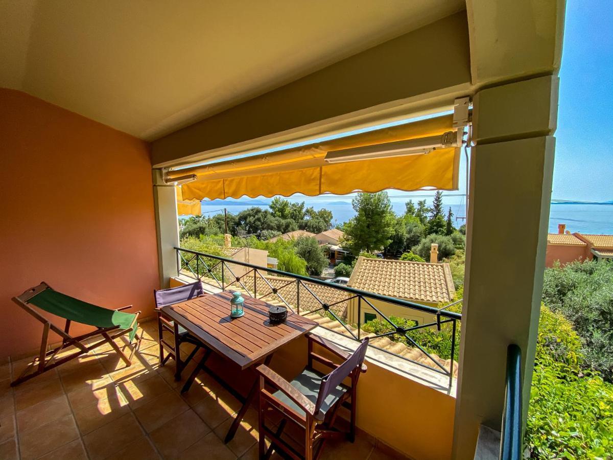 La Riviera Barbati Seaside Apartments & Villas Luaran gambar