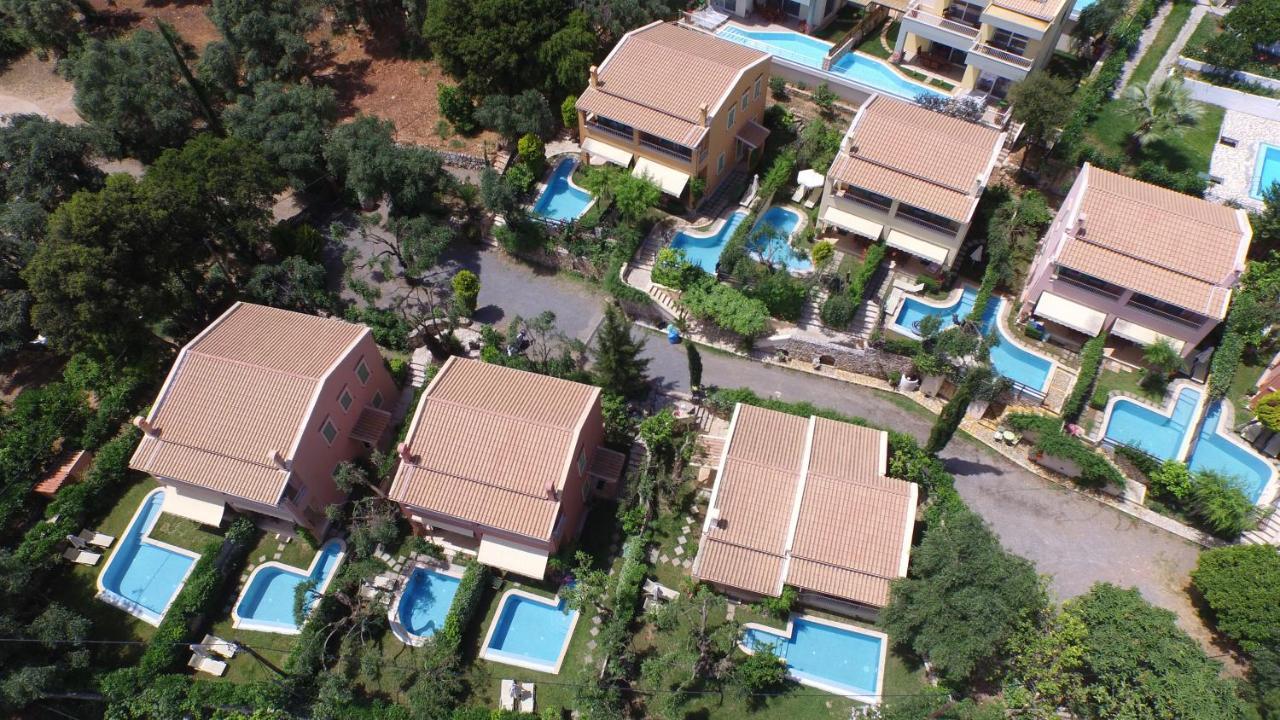 La Riviera Barbati Seaside Apartments & Villas Luaran gambar