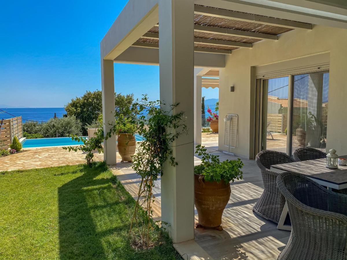 La Riviera Barbati Seaside Apartments & Villas Luaran gambar